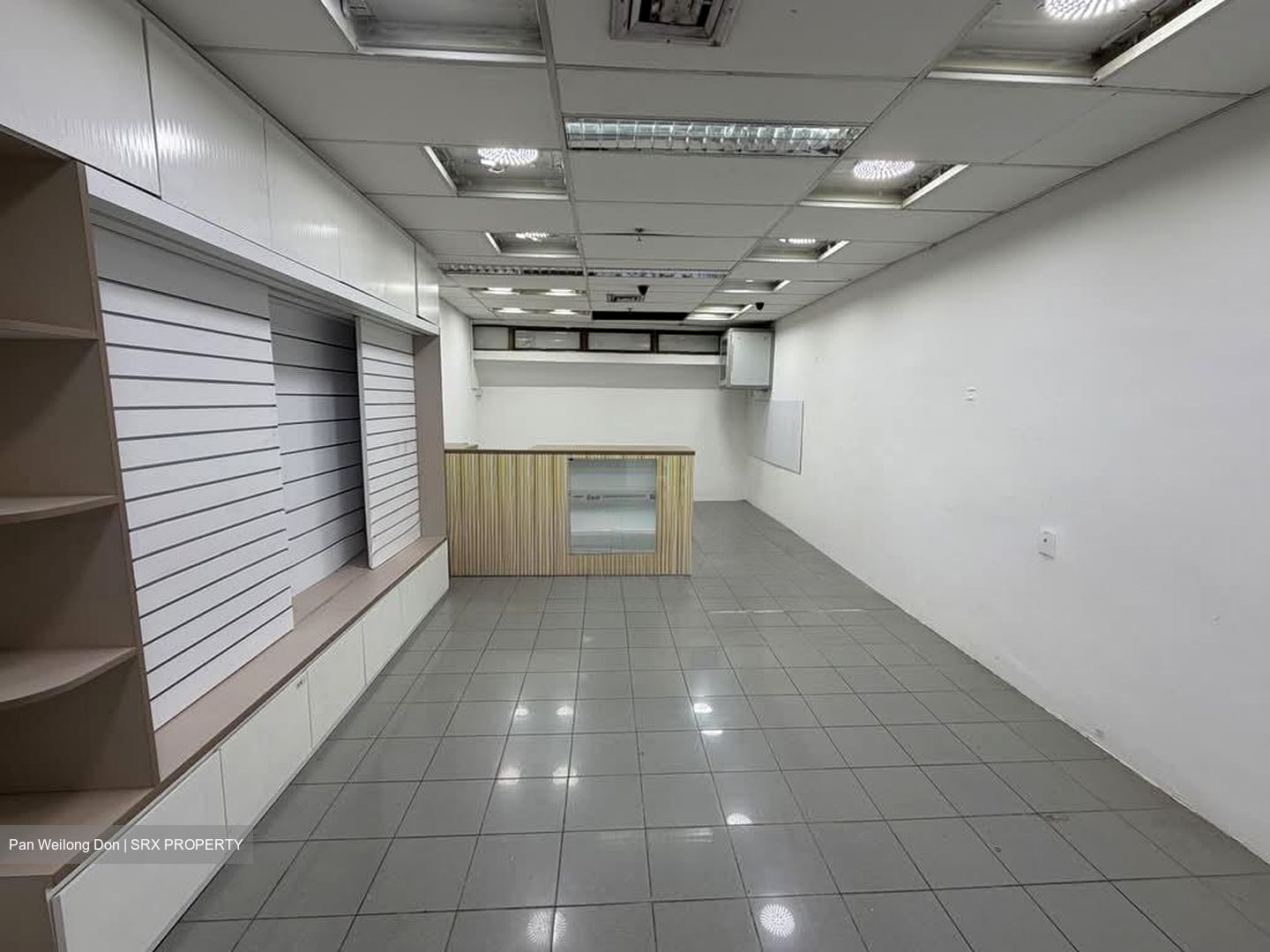 Sim Lim Tower (D8), Shop House #598119931